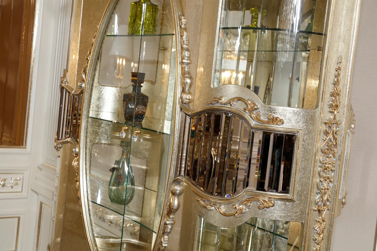 Tugra Dining Room - 11